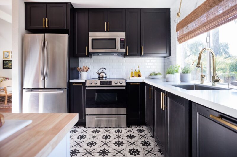 Are Black Kitchen Cabinets a Good Kitchen Design Idea –