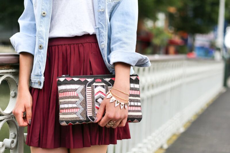 Understanding The Symbolism Of Bracelets & Their Meanings –