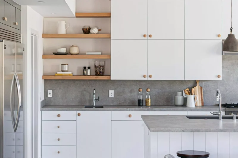 Should You Considering The Seamless Design of Modern Kitchen Cabinets –